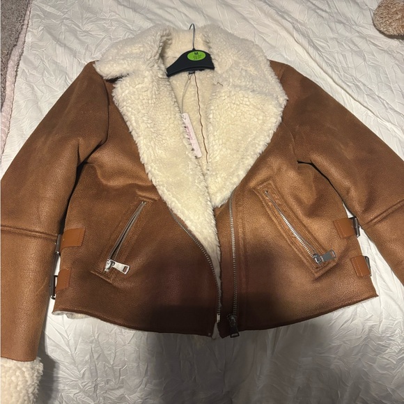 Tan Shearling Jacket - Picture 3 of 5